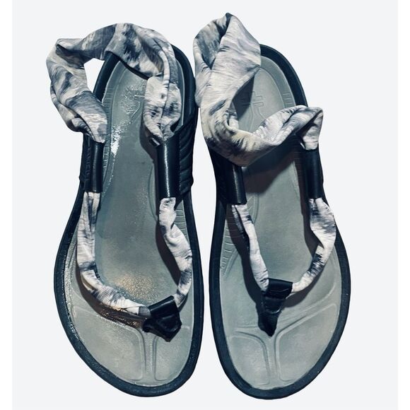 Kuru Sling Tie Women’s Sandals - Picture 1 of 11